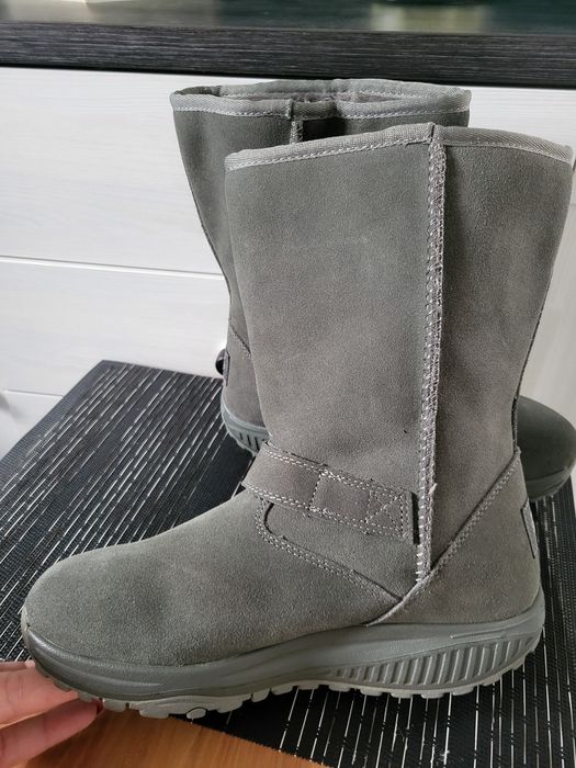 Noww skórzane śniegowce damskie Skechers Shape-ups r.38