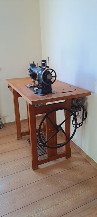 Maszyna do szycia GRITZNER