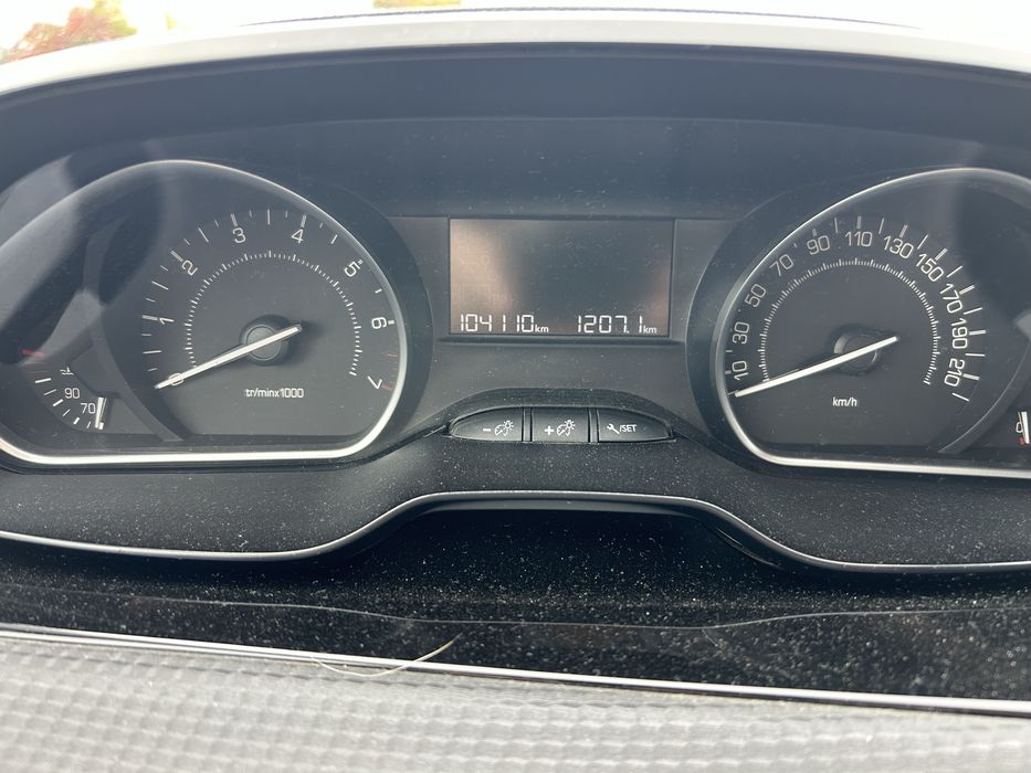 Peugeot 208 1.2 puretech style