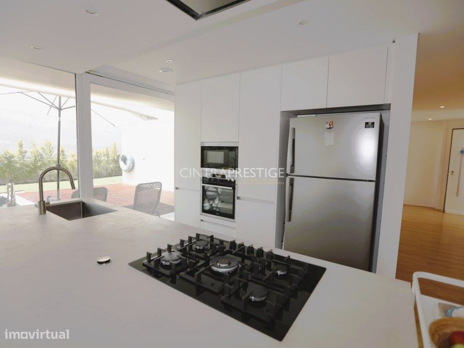 Moradia T6 de Excelência em Nafarros- Sintra - Piscina de Água Salg...