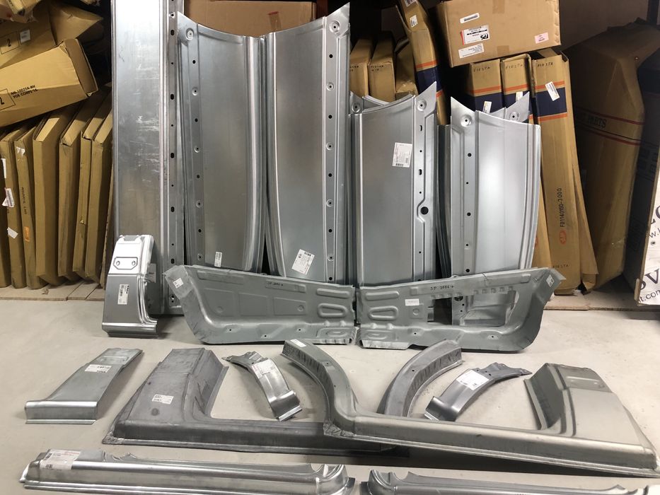 Бочини пороги арки Mercedes Sprinter 2006- Мерседес Спрінтер Дельфін