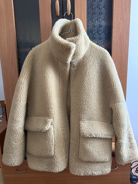 Бежева шубка тедді Zara