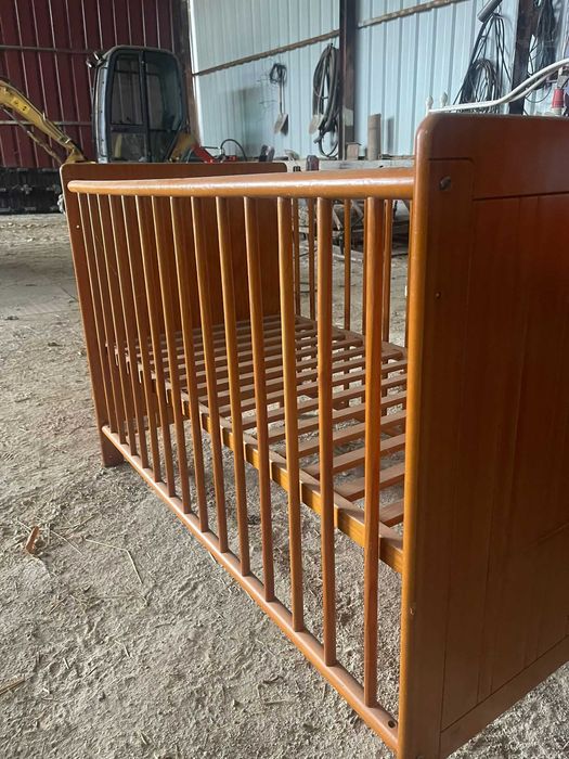 Cama de bebé como nova