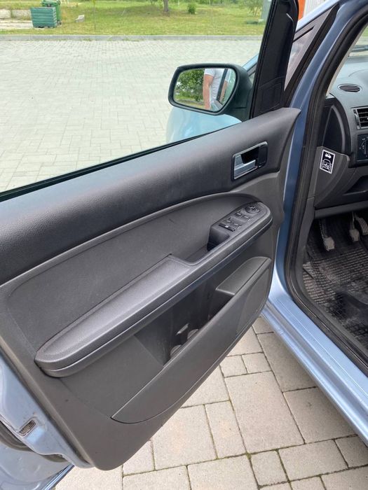 Продам Ford Focus C-Max