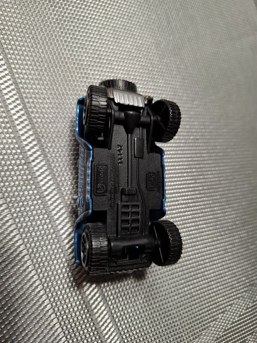 Bburago Hummer skala 1:43