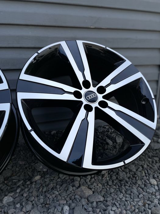 Комплект оригінальних титанових дисків Audi 5/112 R20 5*112 20 ET-28