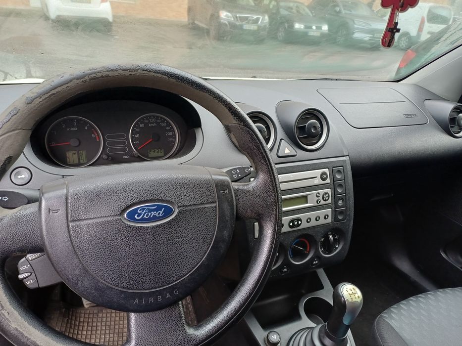 Ford Fiesta 1.4 TDCi Diesel – Janeiro 2006 | 278.000 km