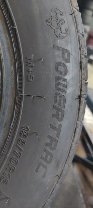 Pneus 155/70/13 semi novos