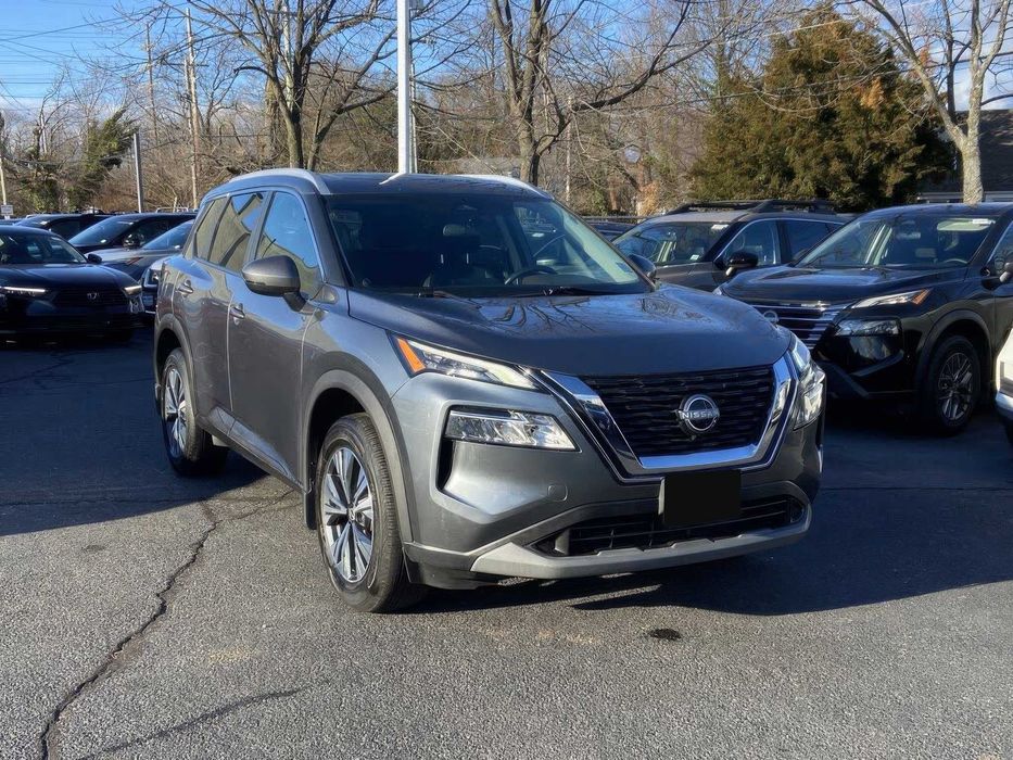 Nissan Rogue SL      2021