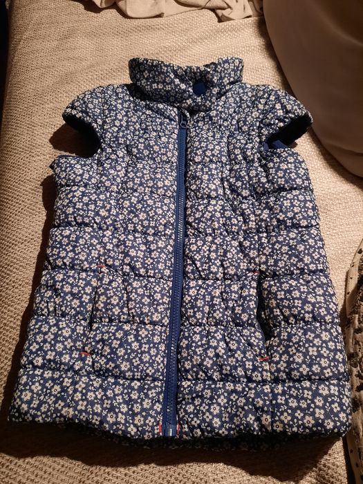 Bezrękawnik, kamizelka dziewczęca na 7-8 lat