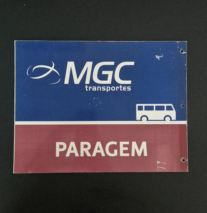 Placa antiga de Paragem de Autocarros MGC