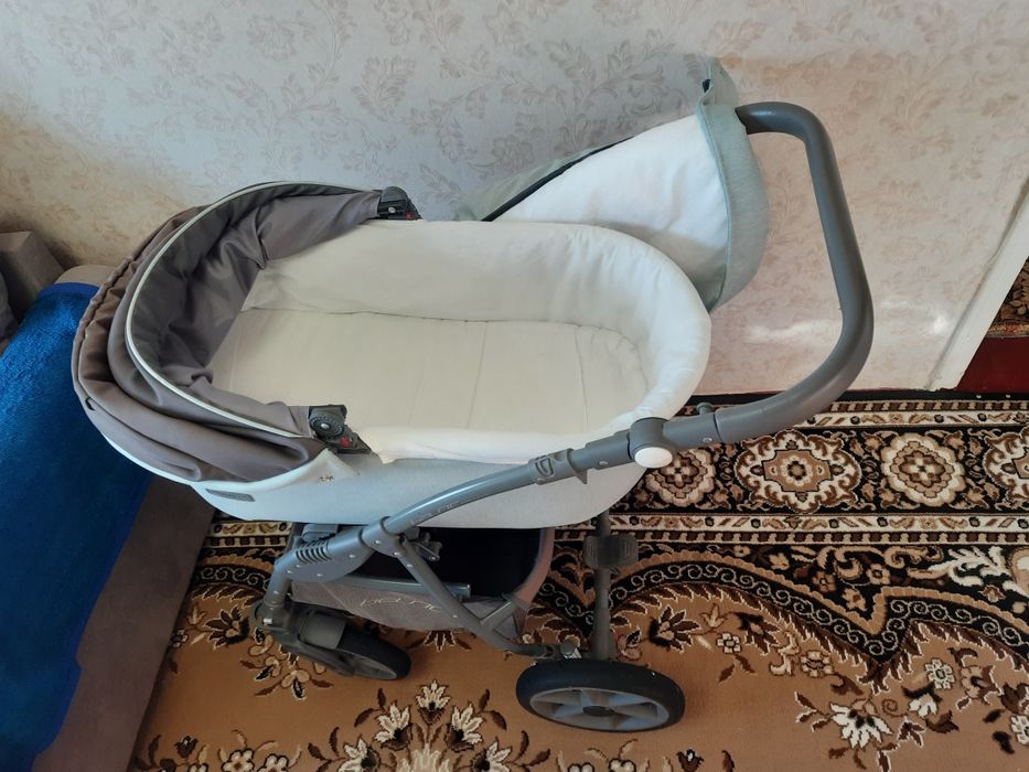 Коляска Riko Basic 2 в 1