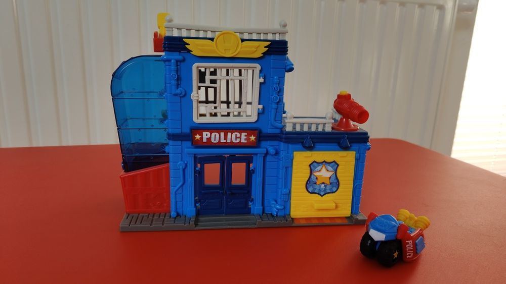 Zings Policja + 2 ludziki