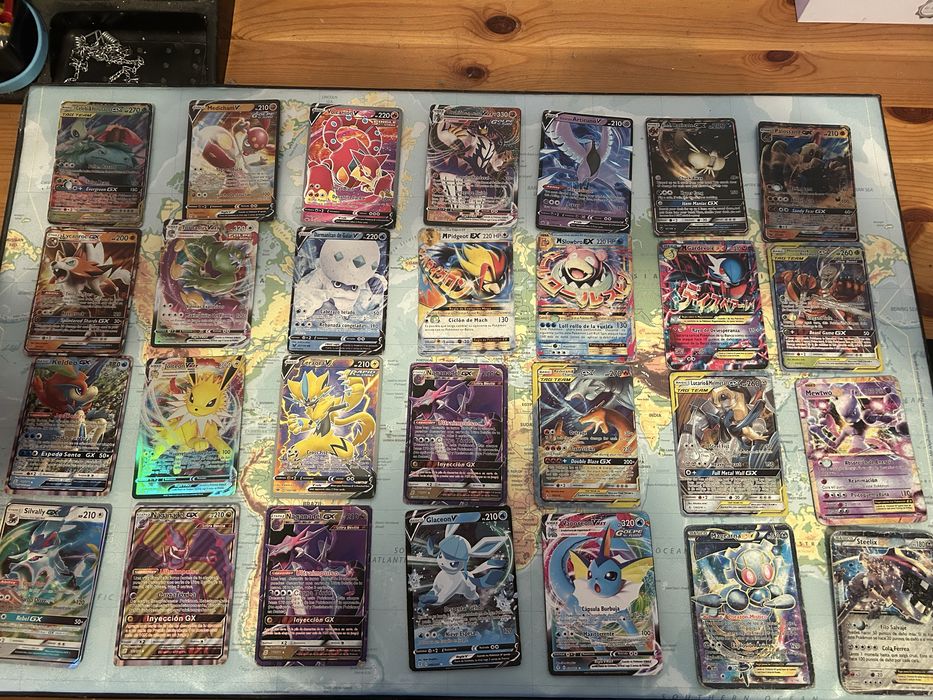 49 cartas de pokemon raras