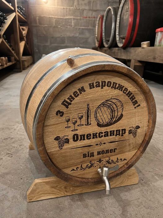 Бочка дубова діжка для алклголю дубові бочки дубовая бочка для напитков дубовые бочки для вина виски віскі коняка самогона