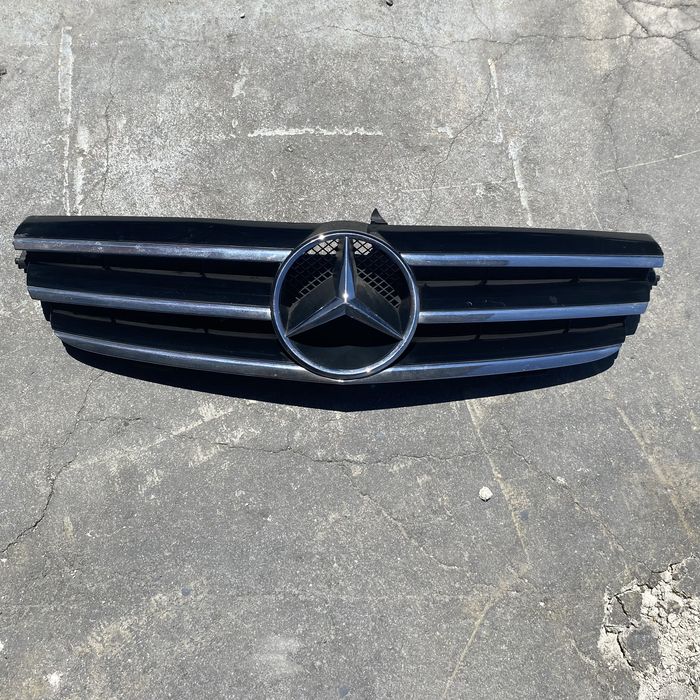 Grelhas para Mercedes