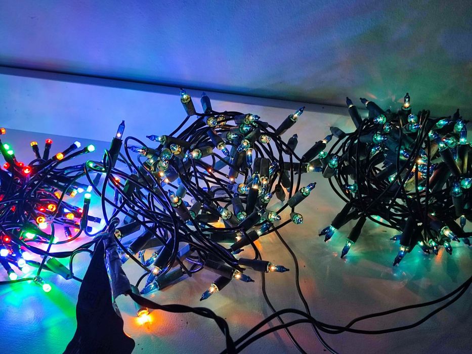 Новорічні гірлянди