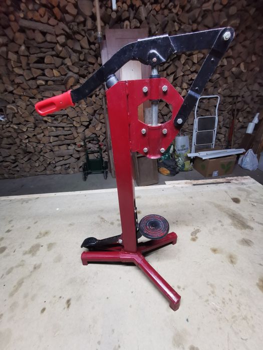 Máquina manual de pôr rolhas