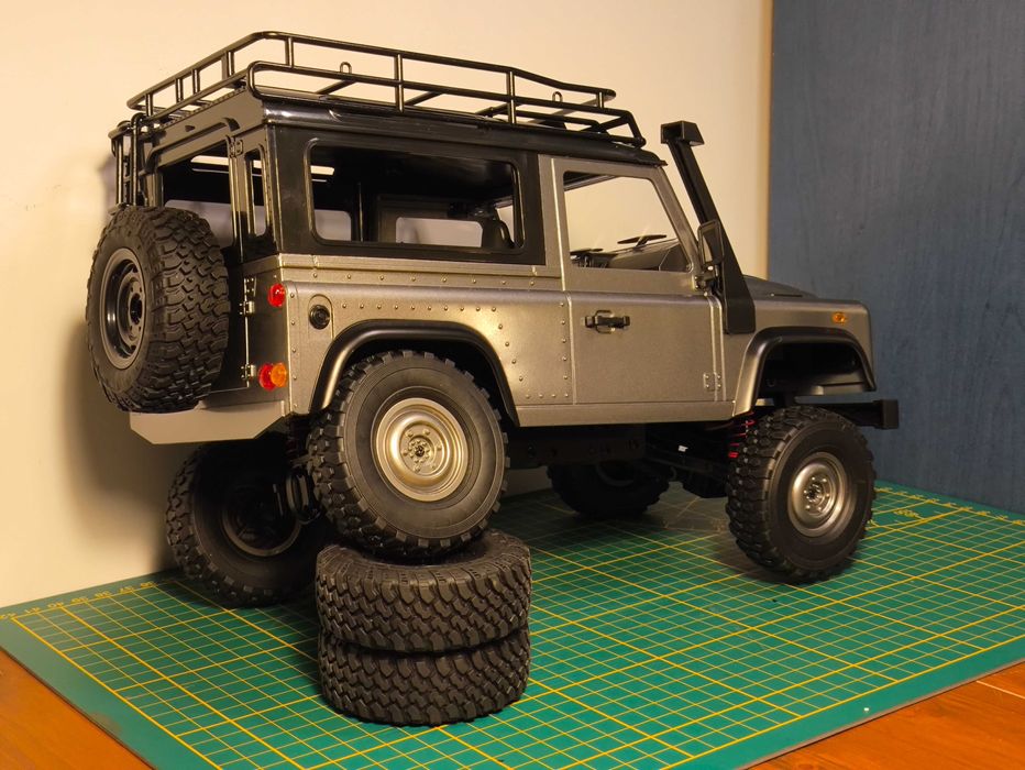 Land Rover Defender RC RTR 1:12 gotowy zestaw