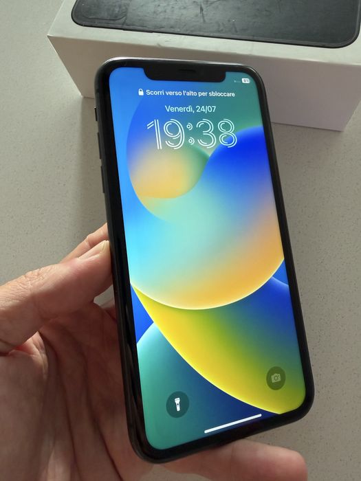 Apple IPhone 11 preto 16gb