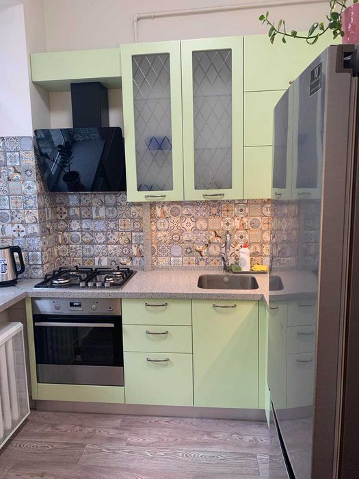 продам 3 кімнатну, Печерські Липки, Центр, Шовковична 13/2  Газ, Ліфт