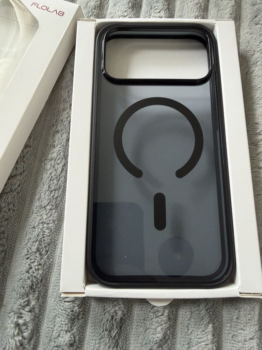 iphone 17 pro max flolab surtect