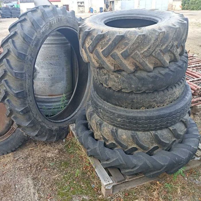 Opony rolnicze traktora duże treningu toru paintball ODDAM ZA DARMO