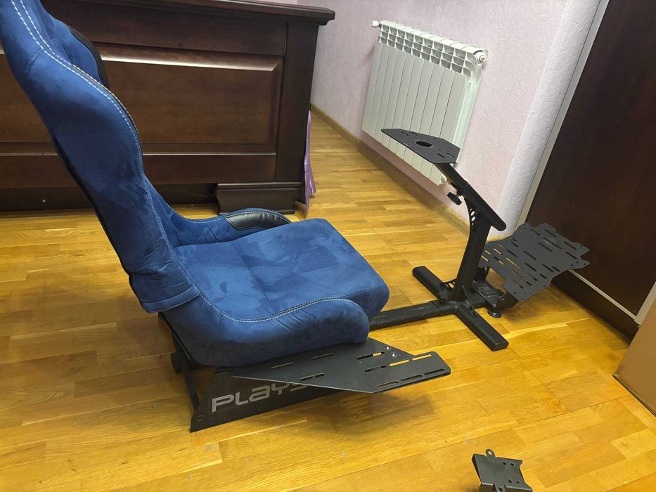 Playseat Evolution - Playstation + кріплення під КПП