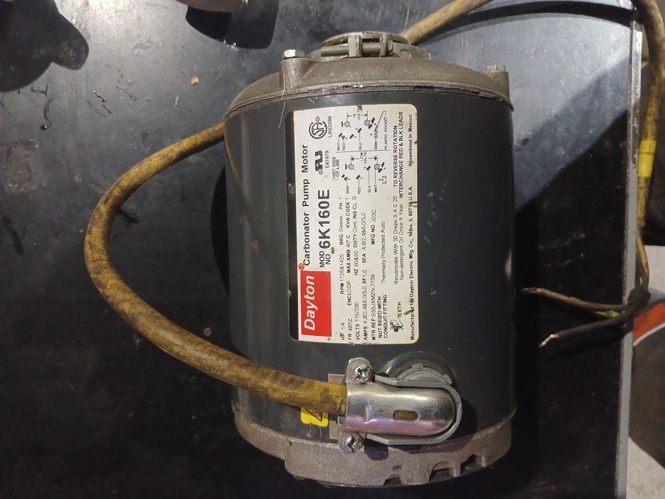 електричний двигун для насоса карбонізатора Dayton, модель 6K160E,