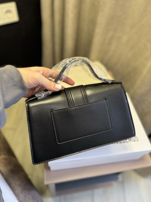 Сумка в стилі Jacquemus»
