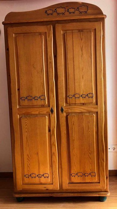 Quarto completo - criança- madeira maciça excelente estado