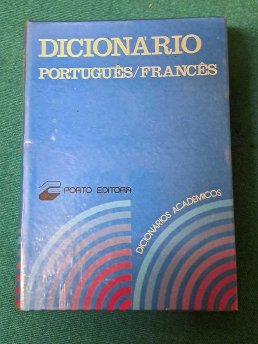 Dicionários Porto - Editora (Português Francês e Francês Português)
