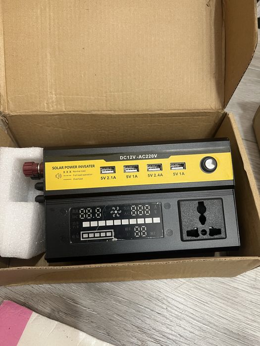 Перетворювач (інвертор) Power Inverter 550W DC12V-AC220V