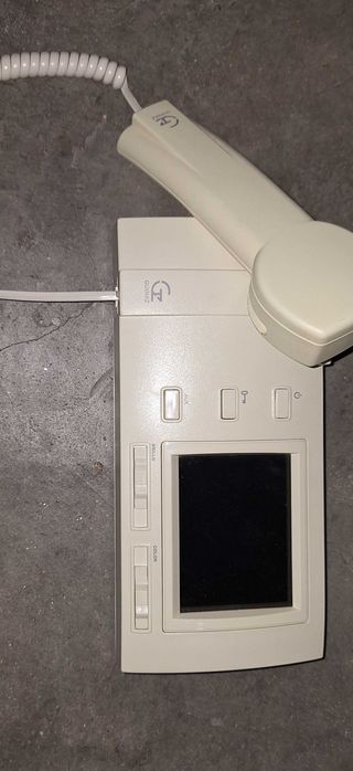 2 Videoporteiro Guinaz, a cores - interior