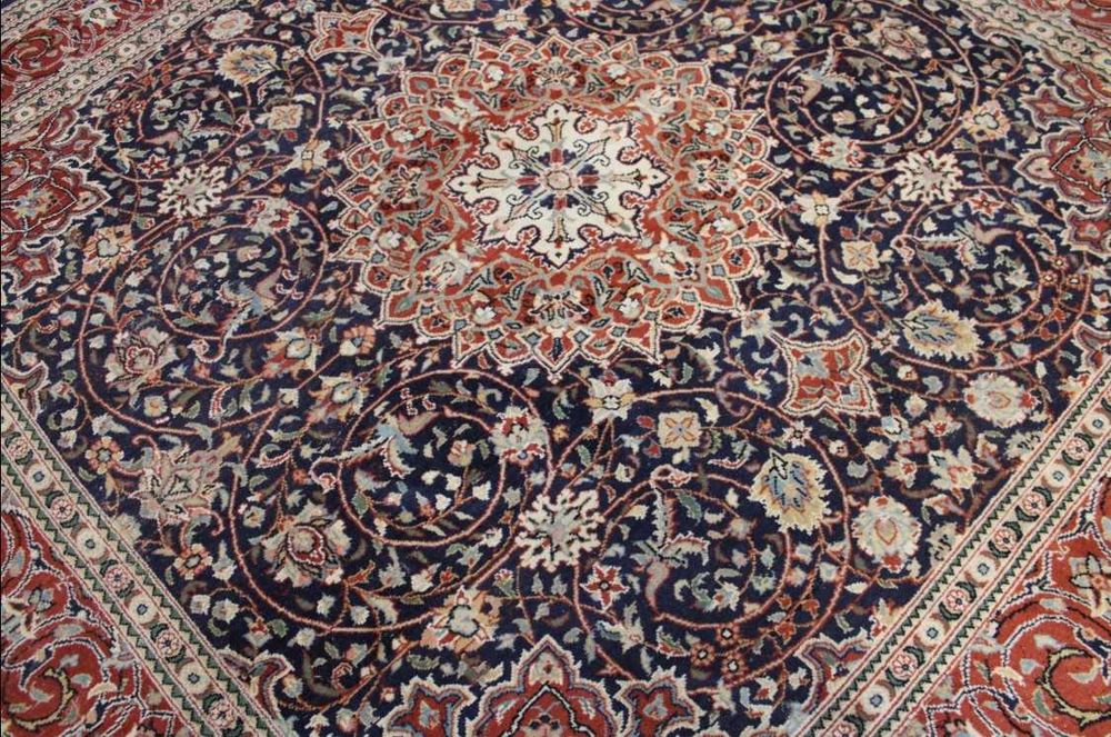 Tapete Persa Ghoum feito com Lã de Caxemira s/ Algodão - 150cm x 150cm