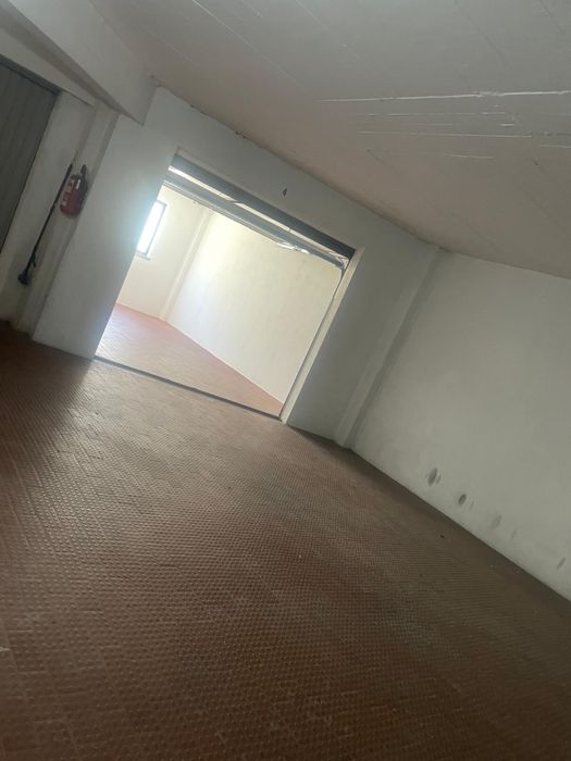 Garagem Feijo (junto ao Forum Almada)