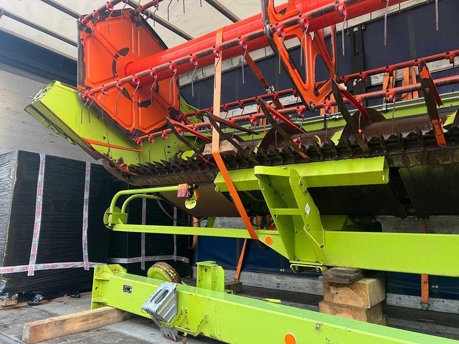 Зернозбиральний комбайн класу Lexion 620.