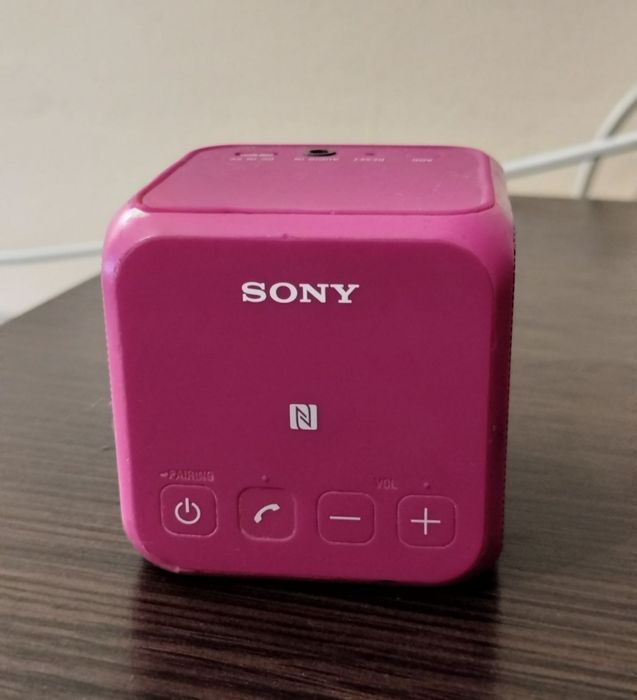 Портативна Bluetooth колонка Sony SRS-X11 (Оригінал із США)