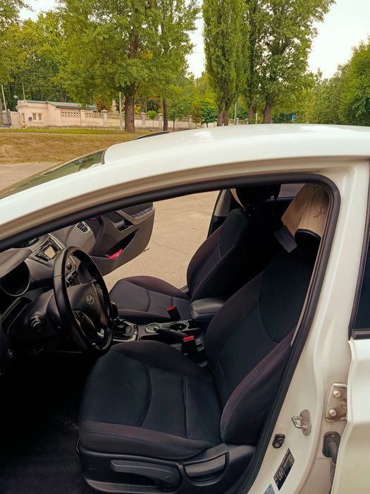 Продам Hyundai Elantra