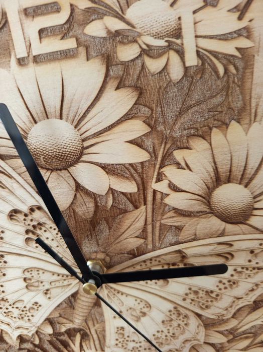 Zegar ścienny z motylem - grawer 3D