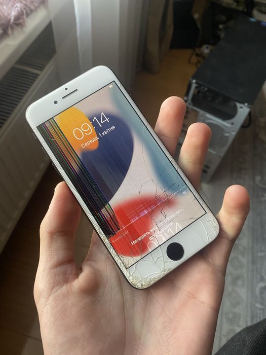 Iphone 7 32gb битий