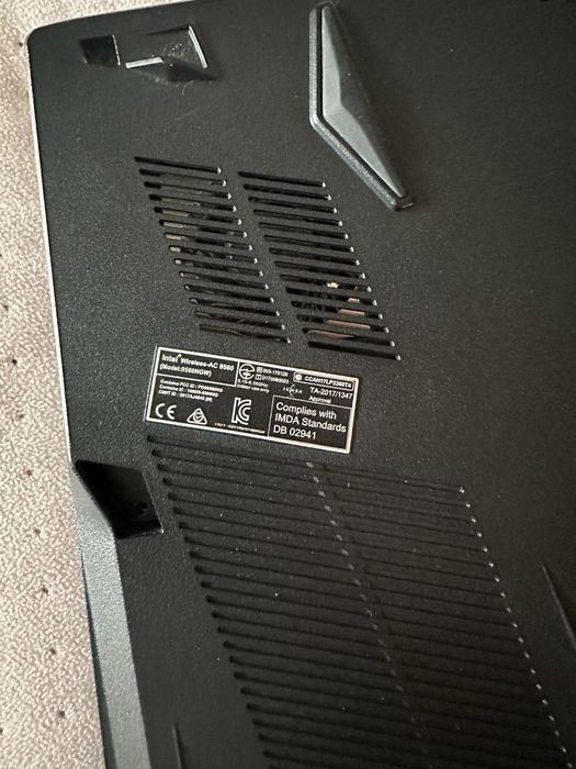 Laptop MSI GE73 Raider RGB 8RE-002PL