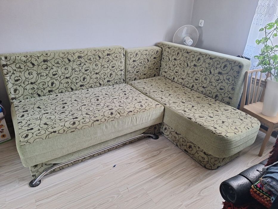 Duża kanapa narożnik