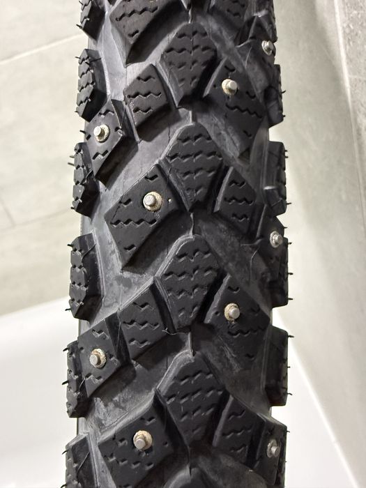 Шина / покришка Schwalbe MARATHON WINTER PLUS 28х2.0