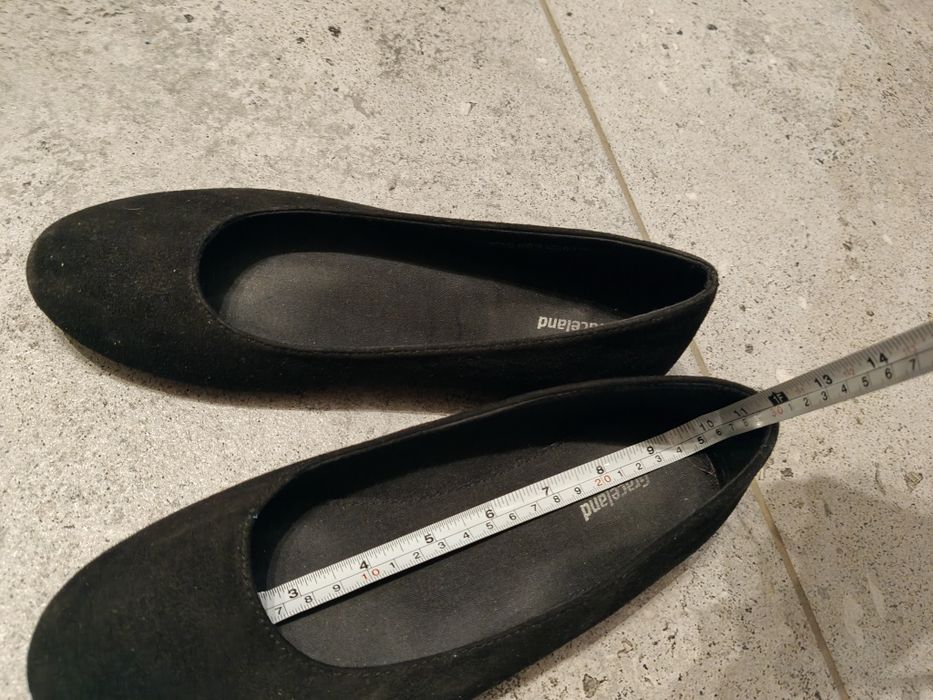 Baleriny czarne zamszowe r.39
