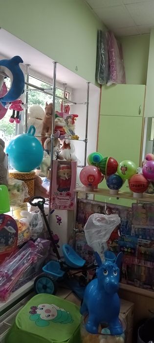 Продаю мебель с магазина, вся мебель хорошая