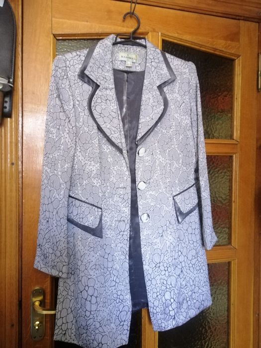 Клубный пиджак с платьем