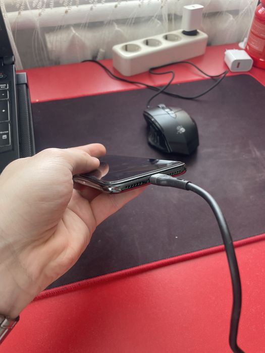 Продам айфон 10 (X) 256 gb