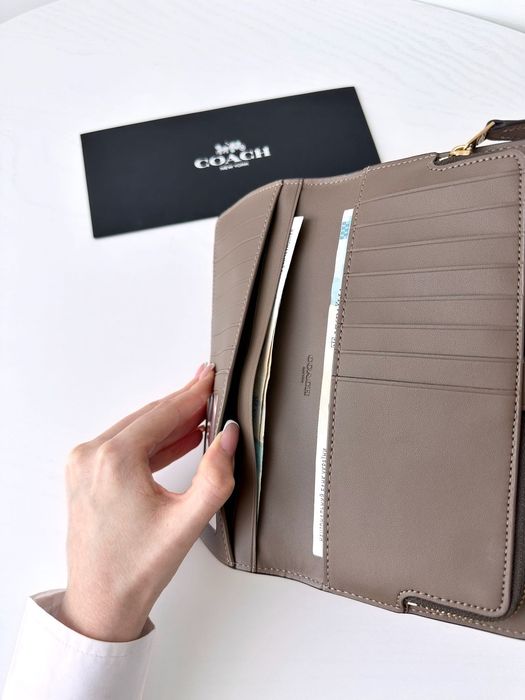 Жіночий брендовий шкіряний гаманець Coach женский кошелек коуч коач