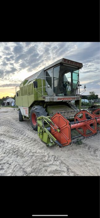 claas dominator 108 i  claas 108 maxi claas 204 claas 98